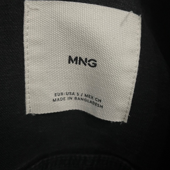 MNG Mango black distressed cropped jean denim jacket 98% cotton/2% elastane sz S - Picture 5 of 6